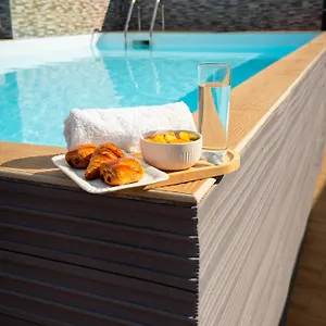 Jacuzzi Et Piscine Au Centre De Appartement Port-Louis